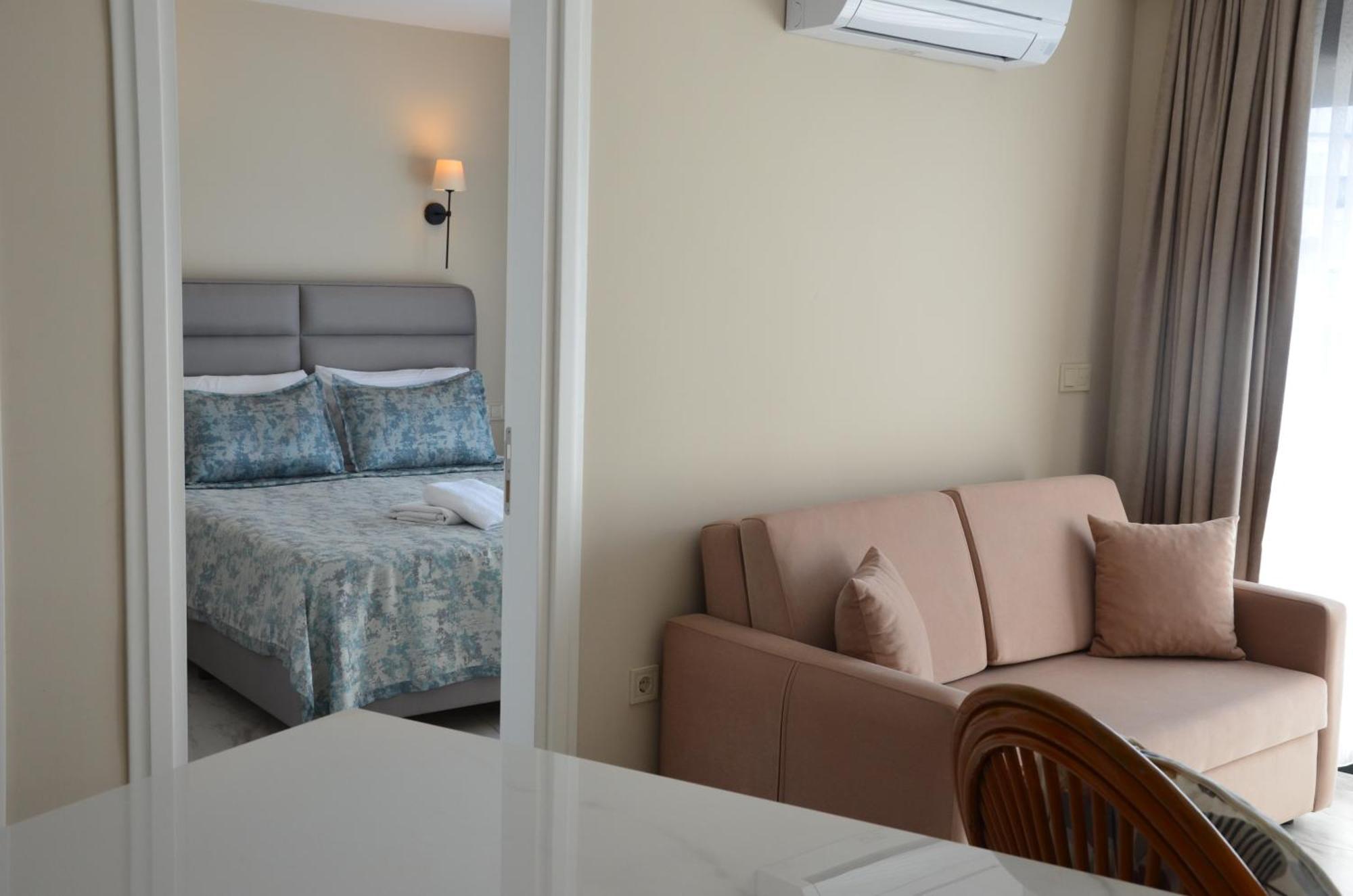 Rosy Suites Hotel 쿠사다시 외부 사진