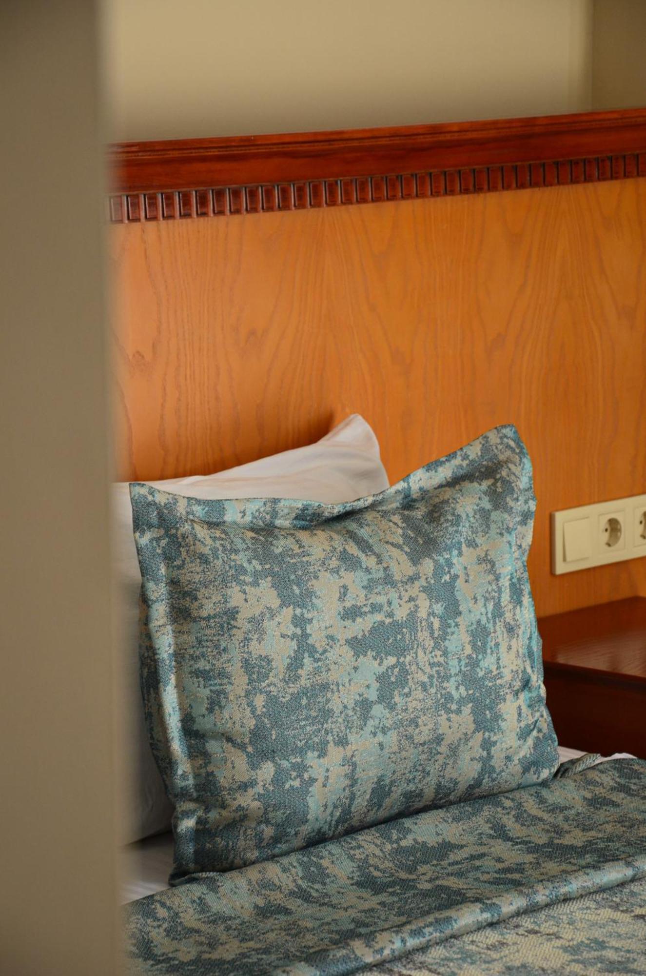 Rosy Suites Hotel 쿠사다시 외부 사진