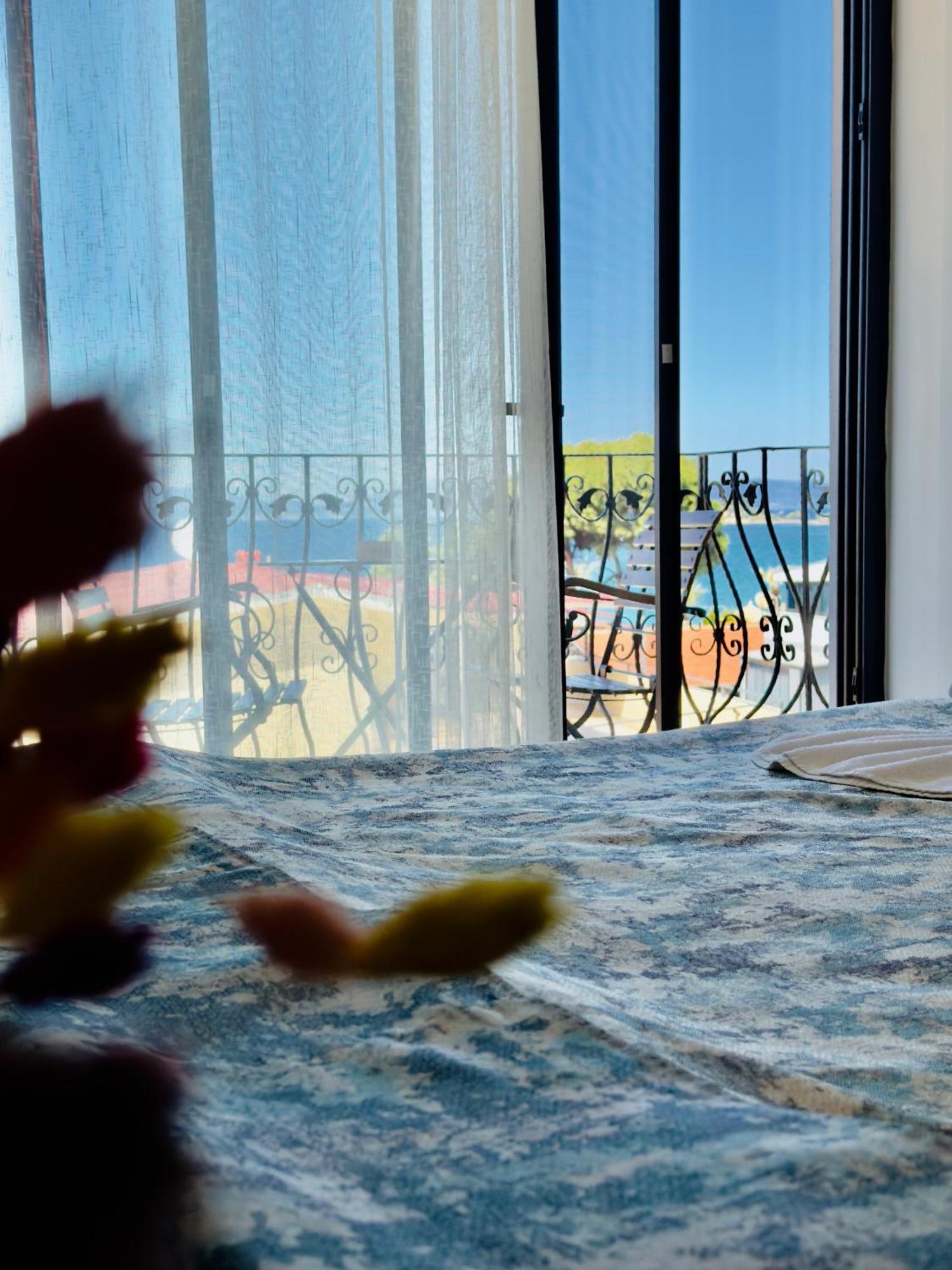 Rosy Suites Hotel 쿠사다시 외부 사진